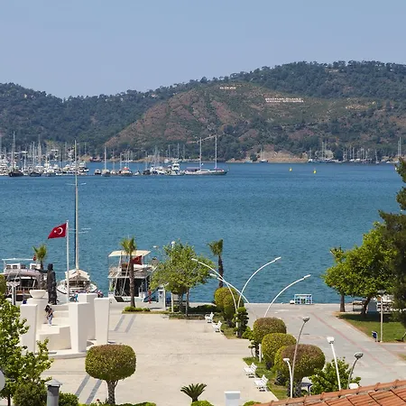 Hotel Mara Business 3*
